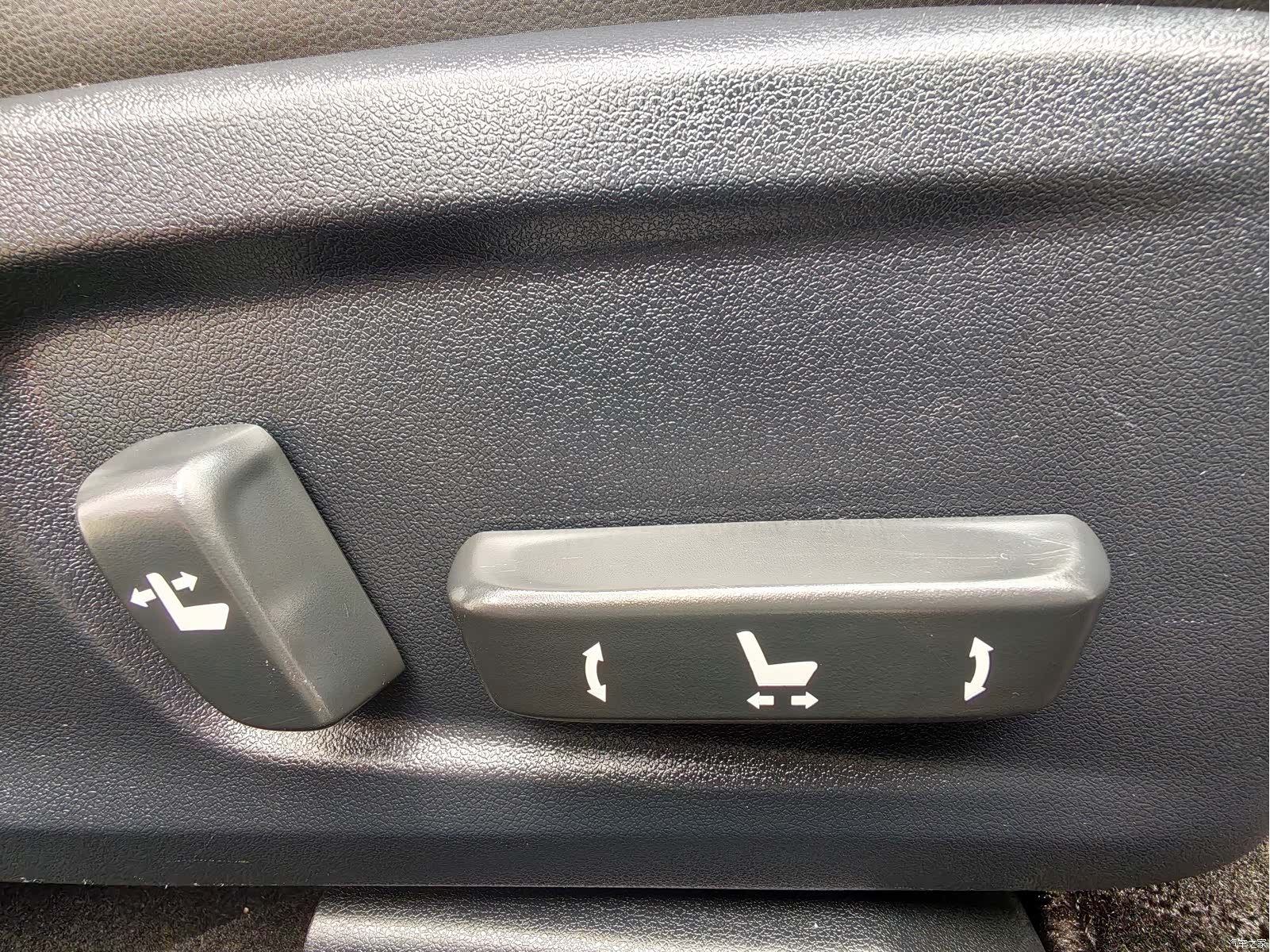 Lexus IS, 2018 32