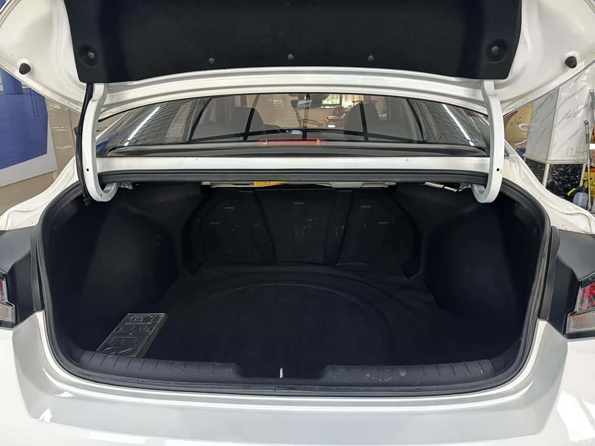 Hyundai Elantra, 2022 25