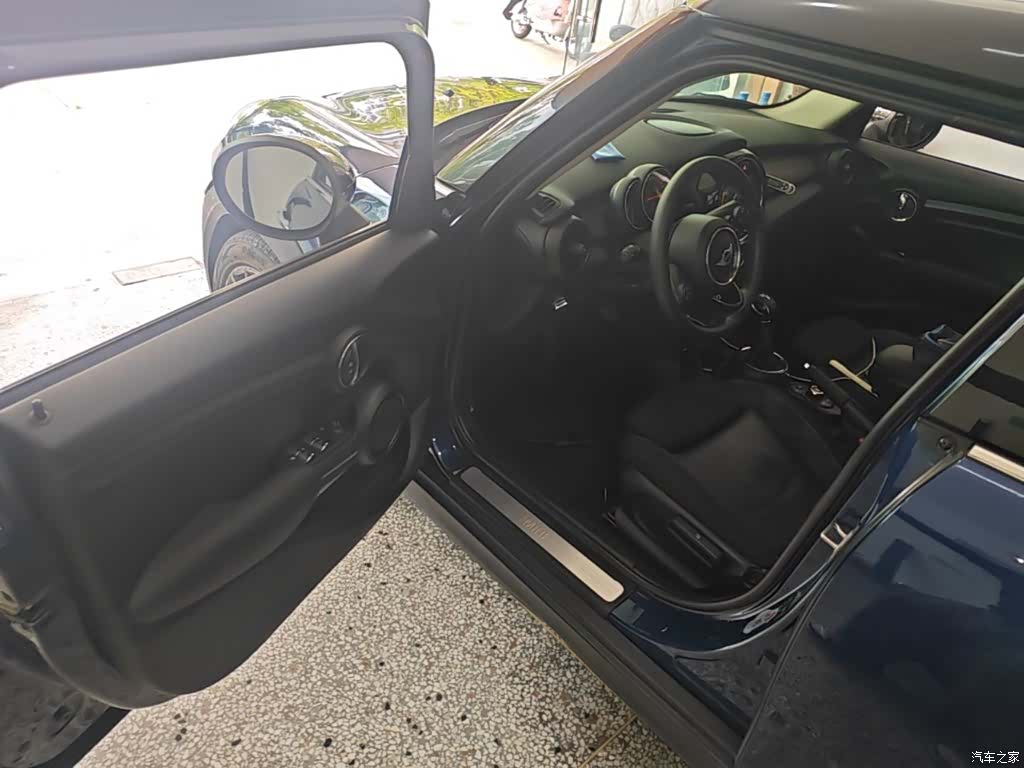 Mini Cooper, 2017 16