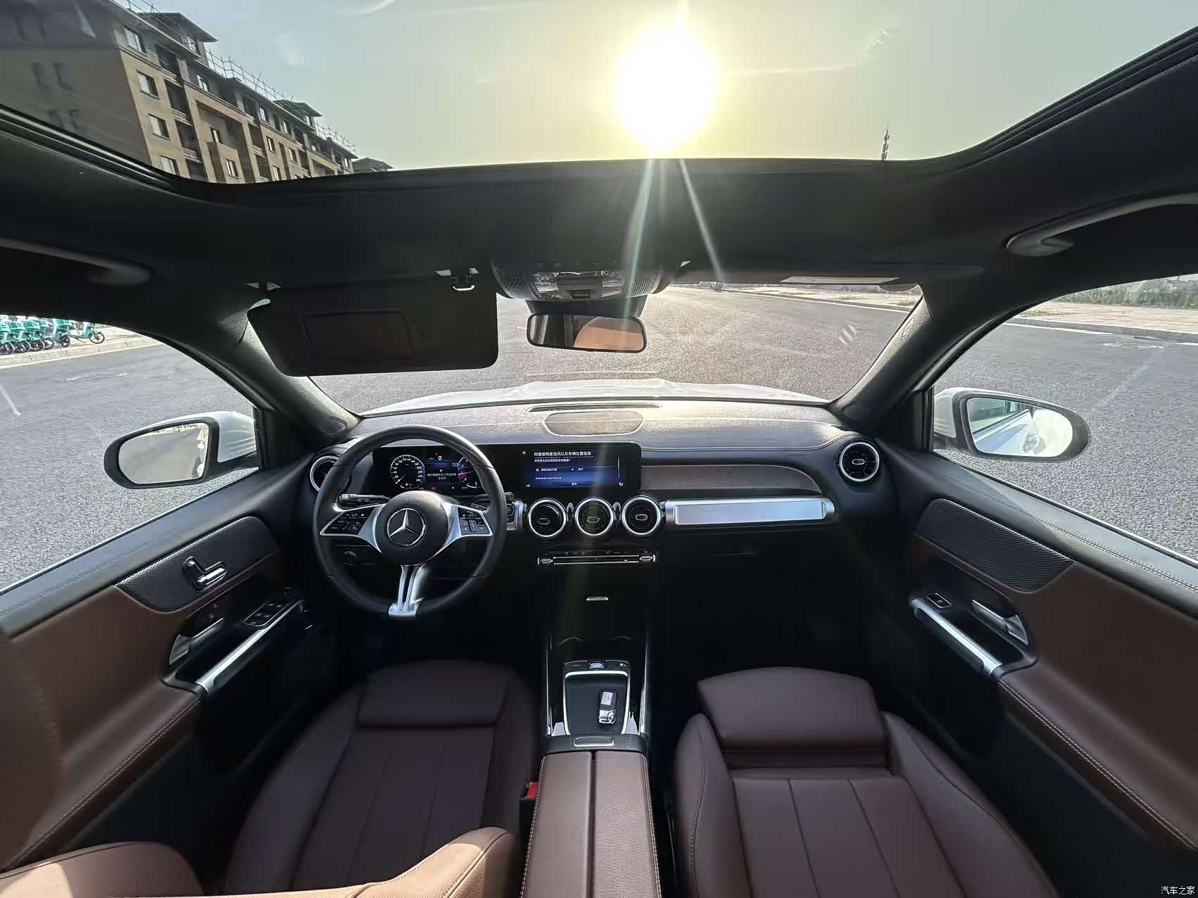 Mercedes-Benz GLB, 2024 6