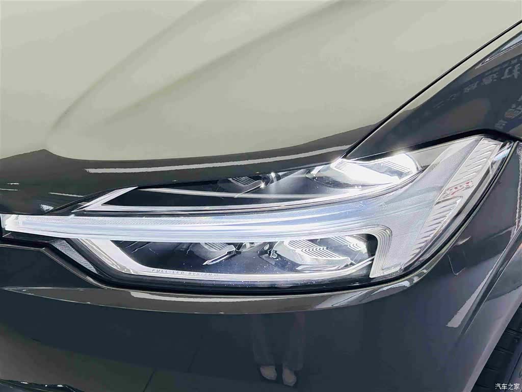 Volvo XC60, 2019 11
