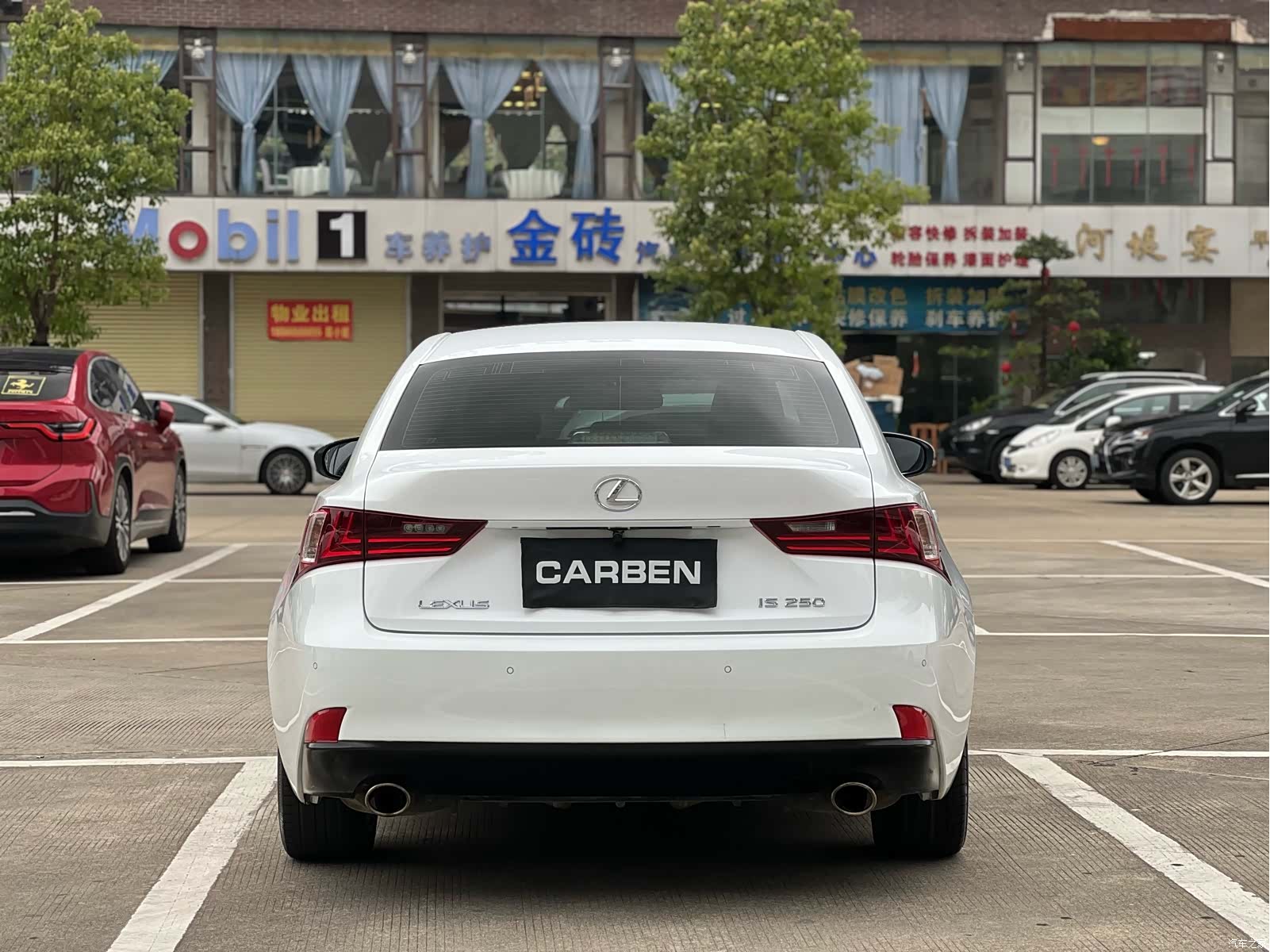 Lexus IS, 2013 4