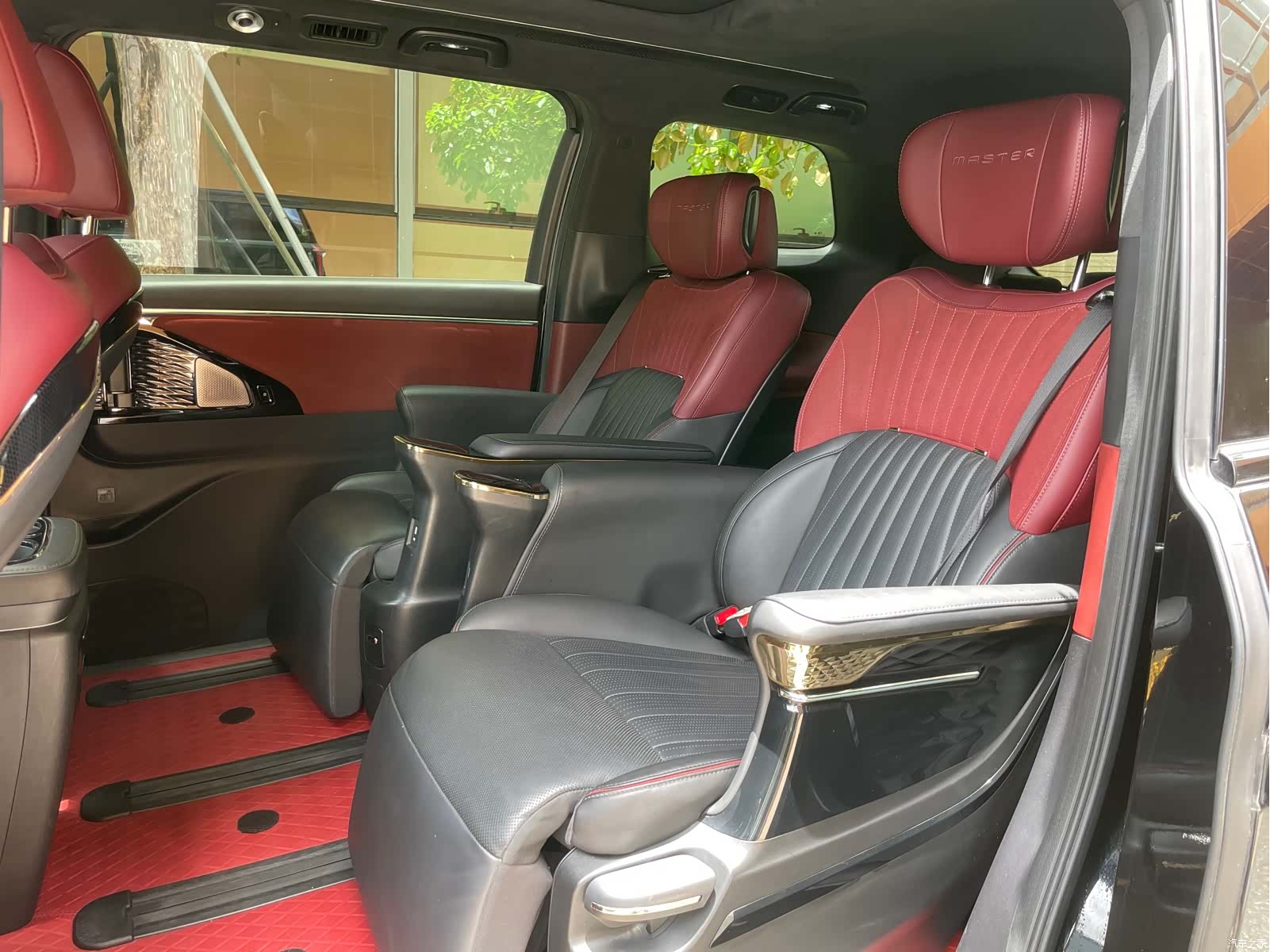Trumpchi M8, 2023 7