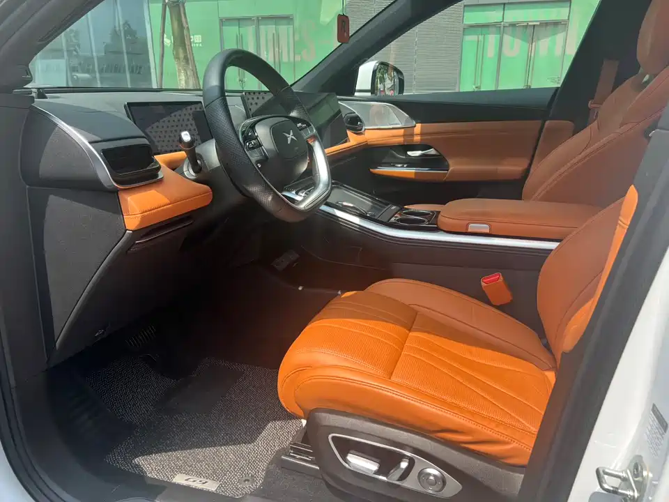 XPENG G9