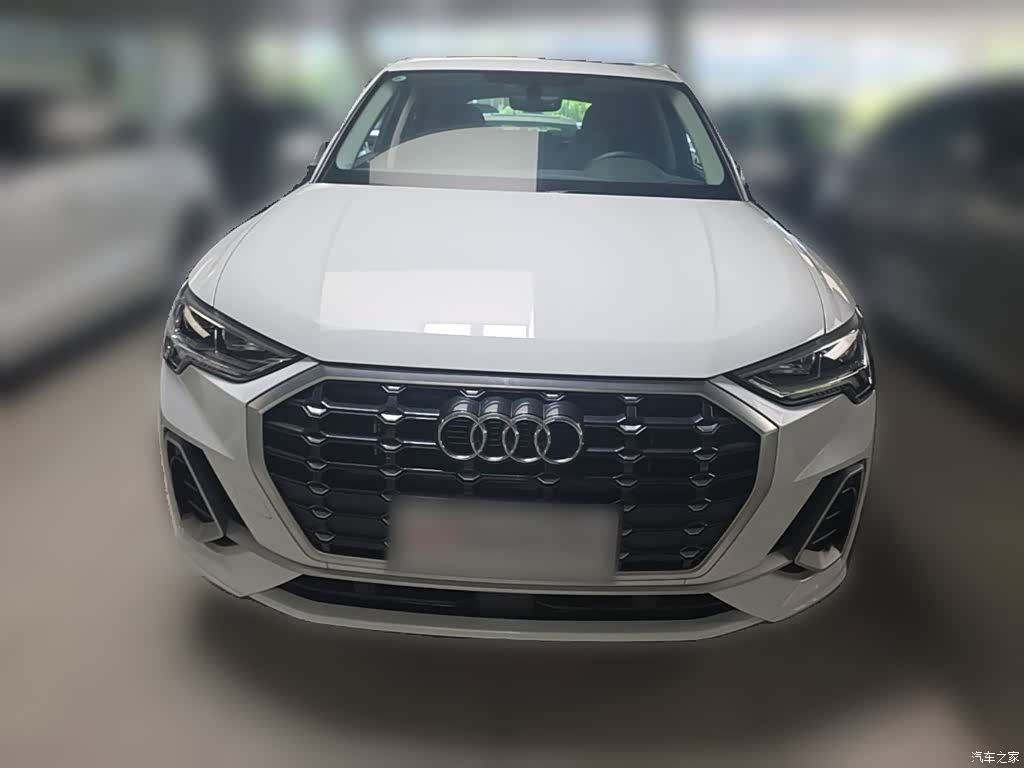 Audi Q3, 2023 все фото