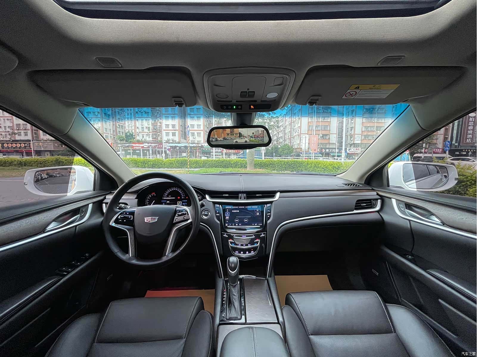 Cadillac XTS, 2019 13