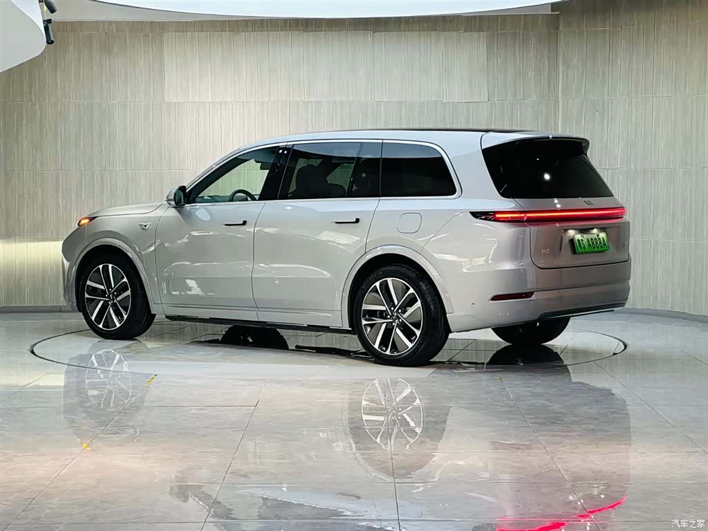 Li Auto L9, 2024 все фото