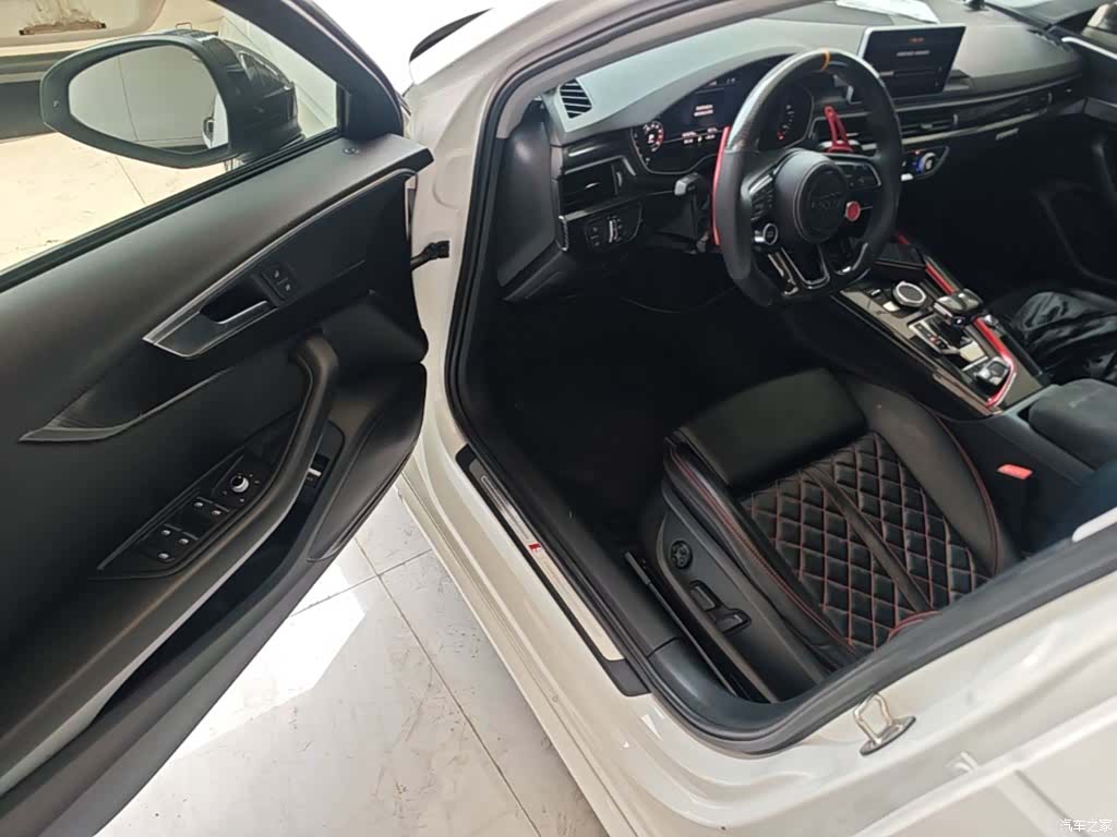 Audi A4L, 2019 16
