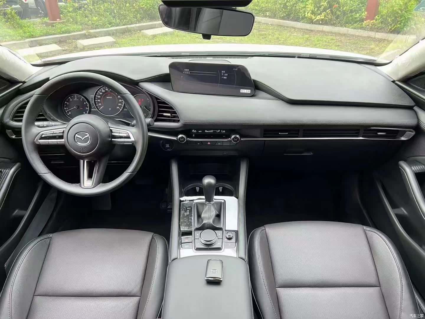 Mazda Mazda3, 2020 все фото