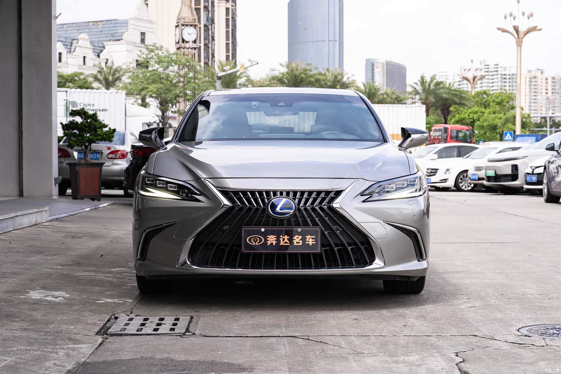 Lexus ES, 2022 2