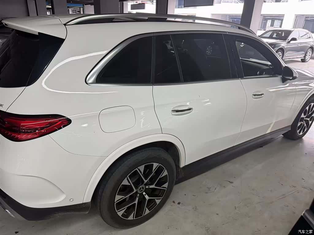 Mercedes-Benz GLC, 2024 2
