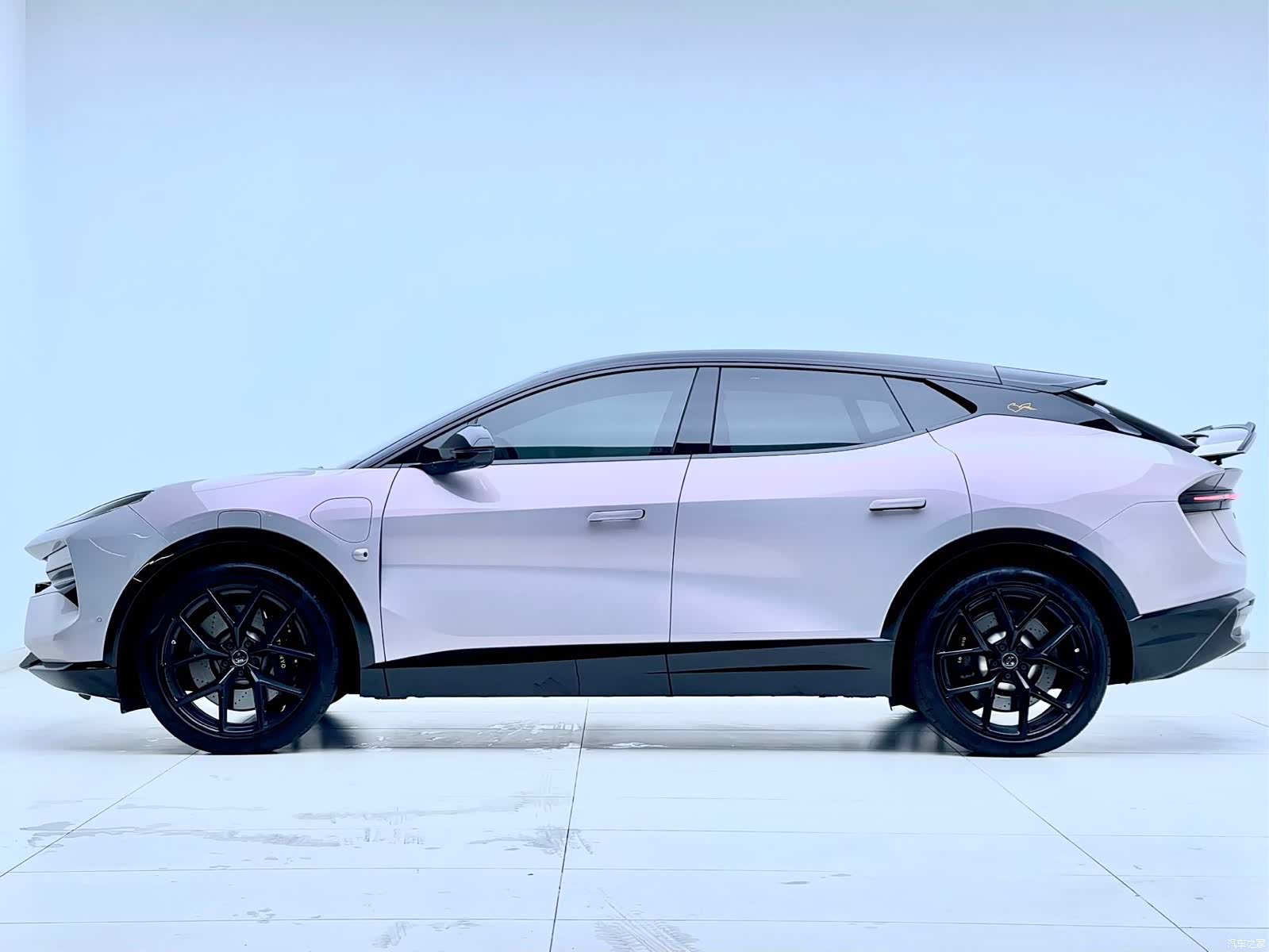 Lotus ELETRE, 2023 2
