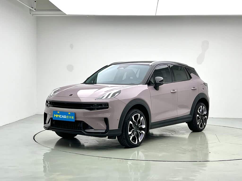Lynk & Co 06