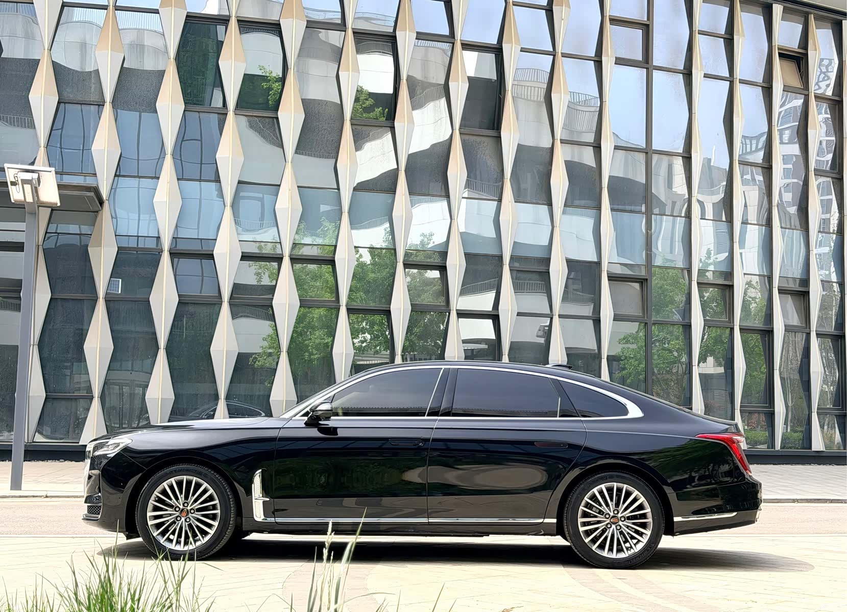 Hongqi H9, 2021 3