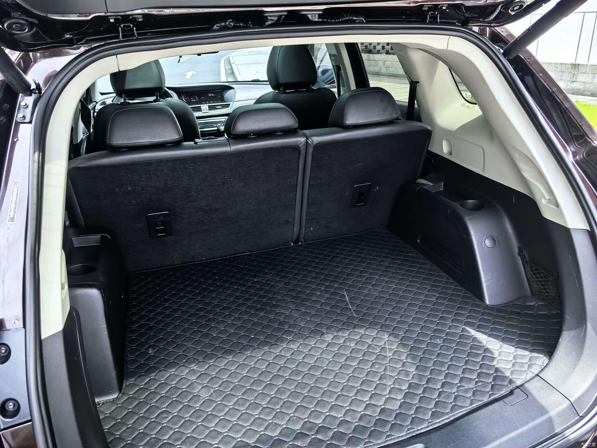BaoWoQiChe BX7, 2019 19