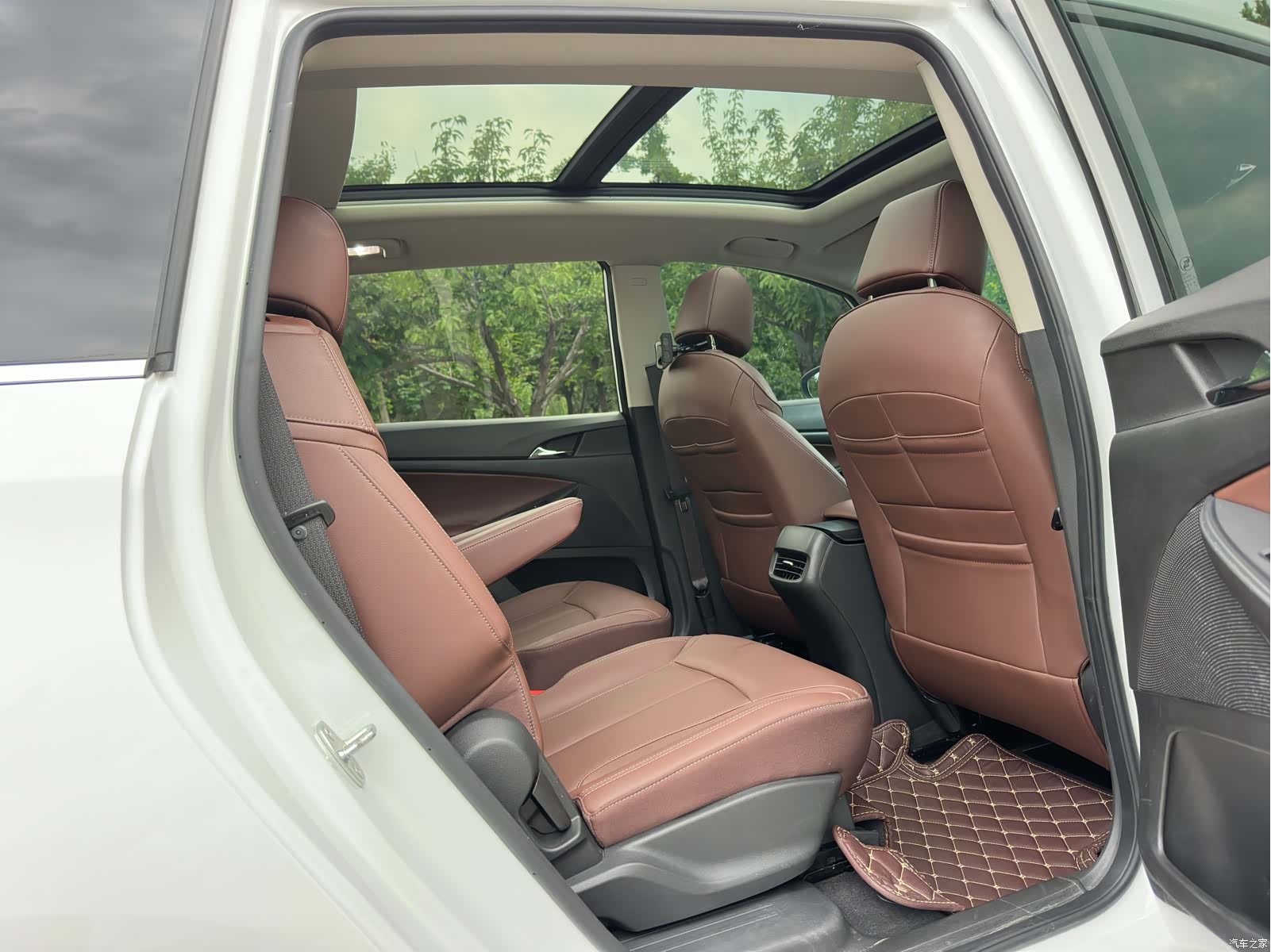 Buick GL6, 2020 17