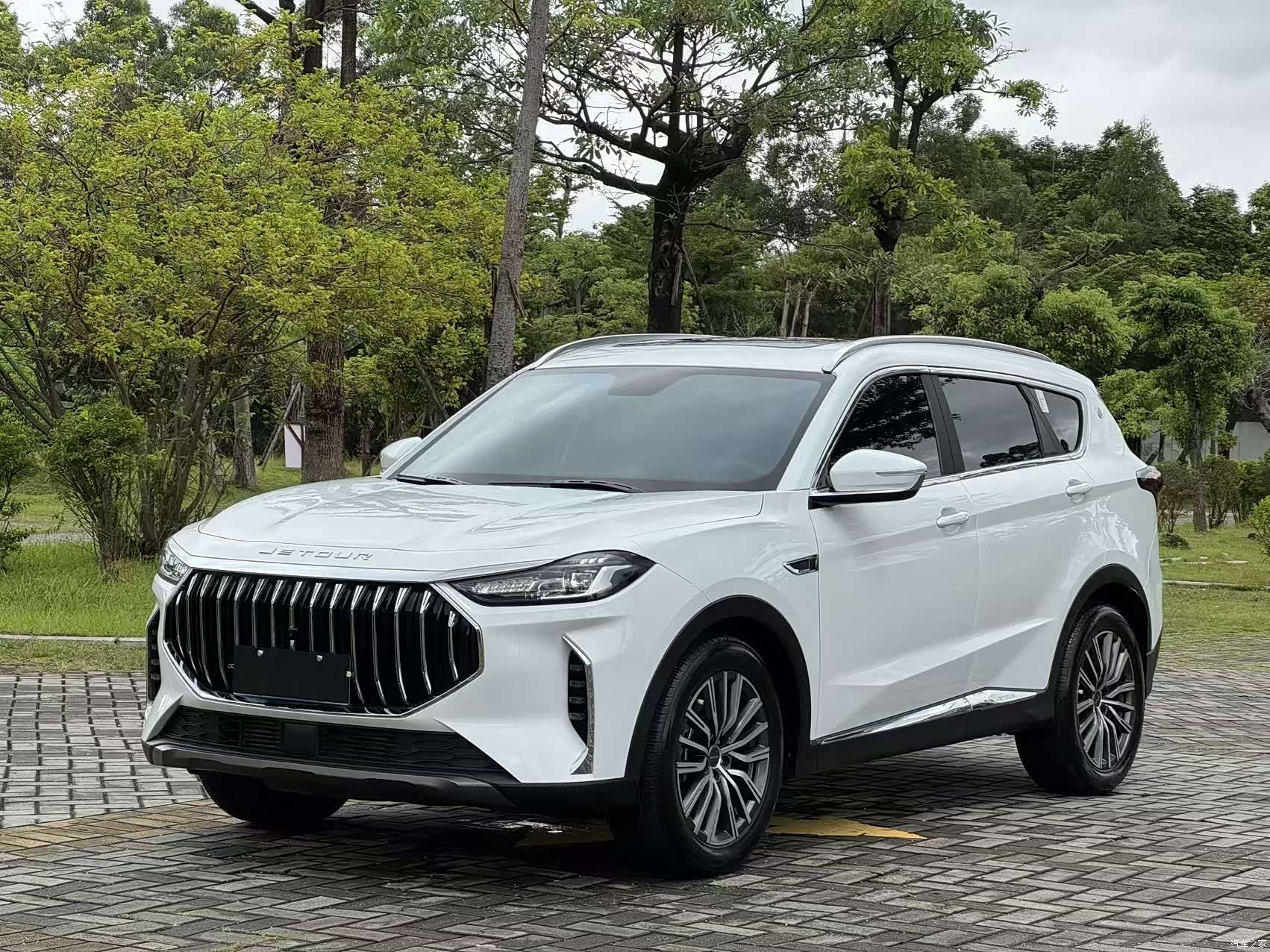 Jetour X70, 2023 1