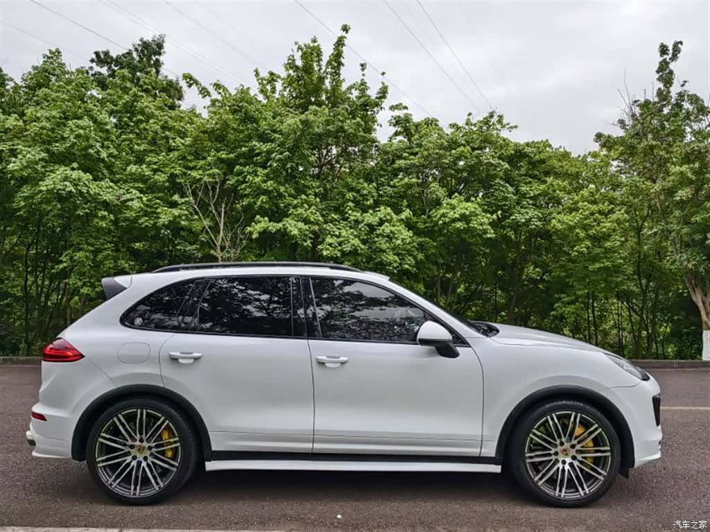 Porsche Cayenne, 2015 все фото