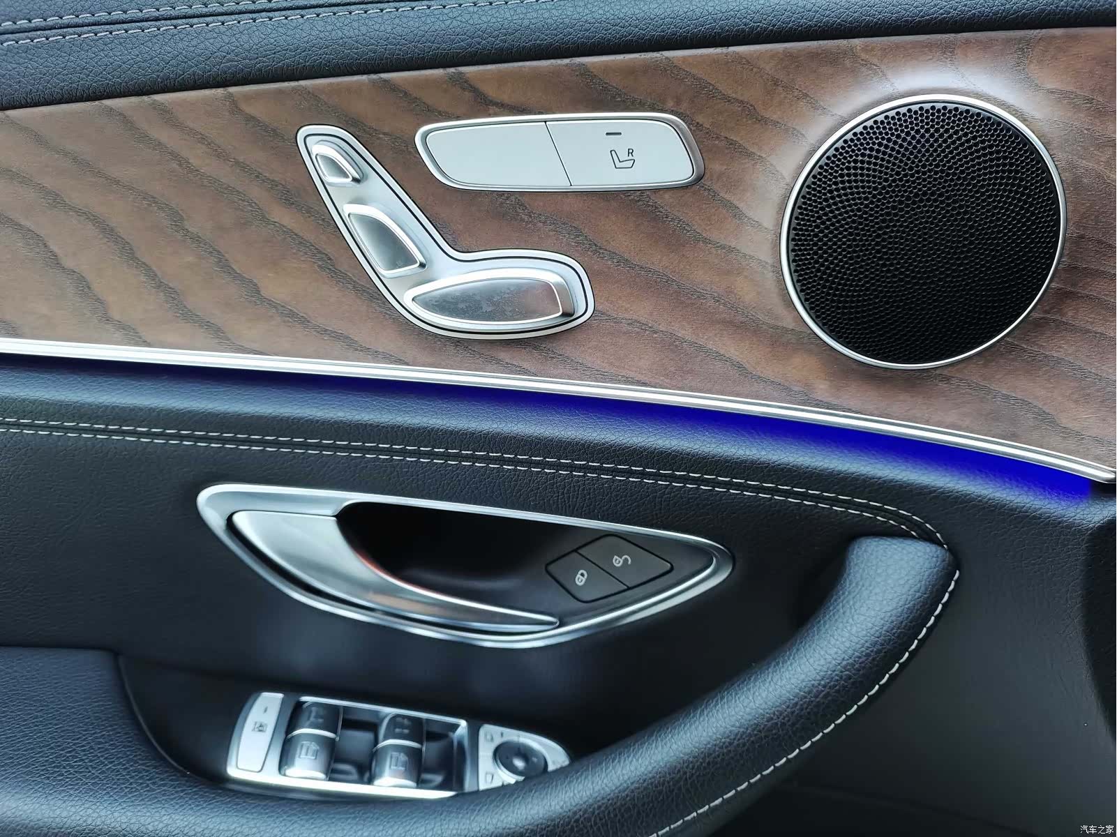 Mercedes-Benz E-Class, 2019 18