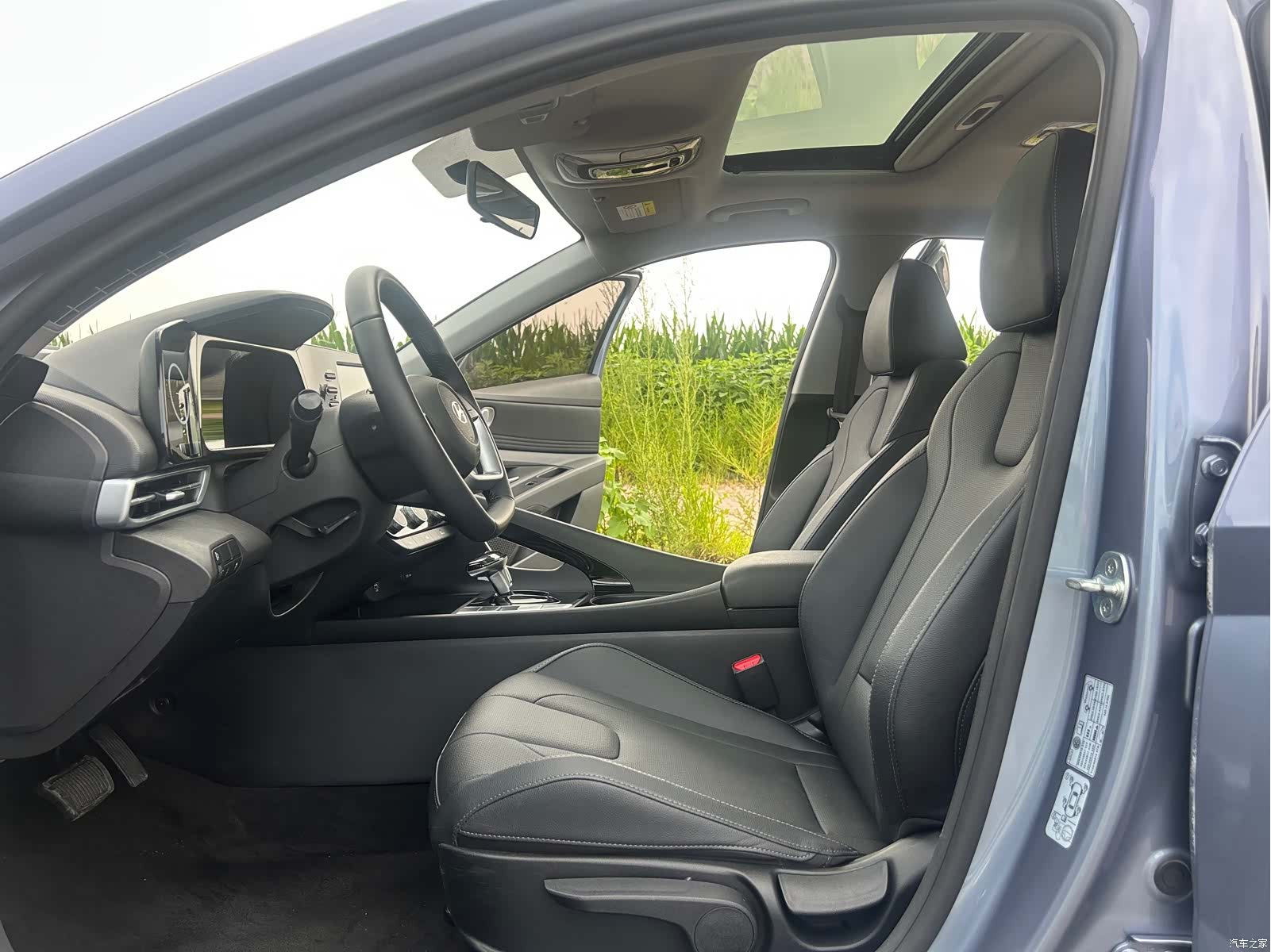 Hyundai Elantra, 2024 12