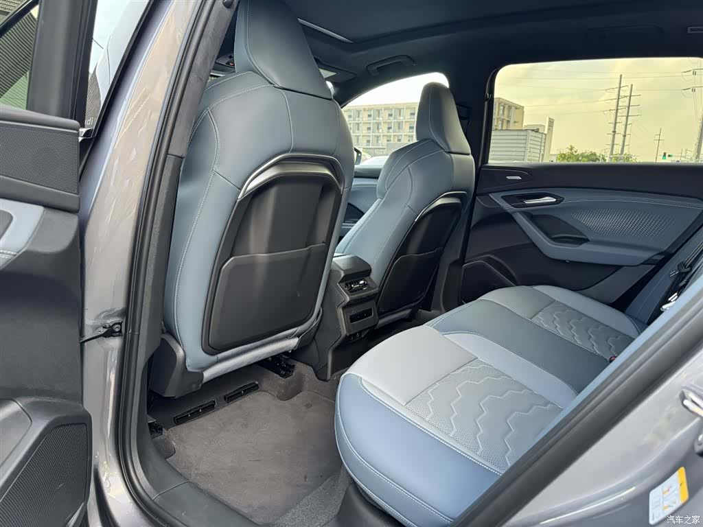 Audi e-tron, 2025 6