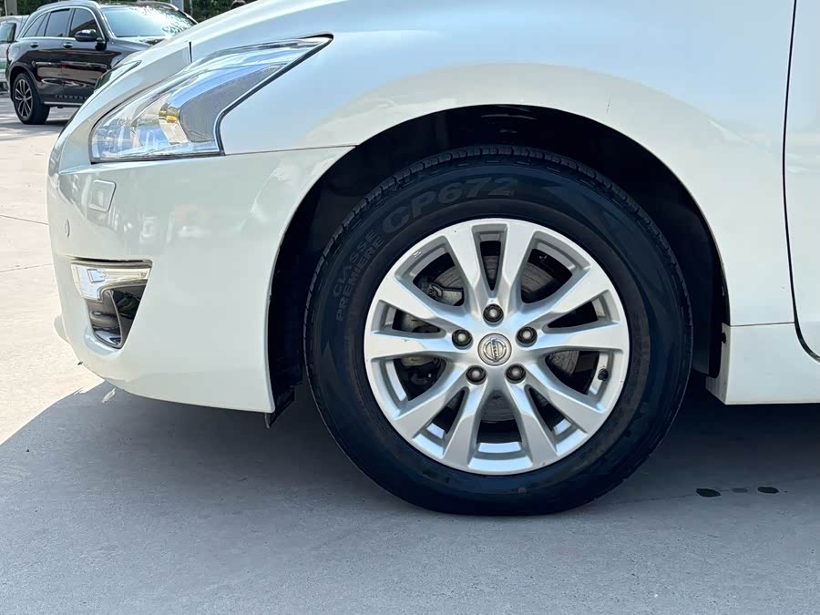 Nissan Altima 2015, фото 4