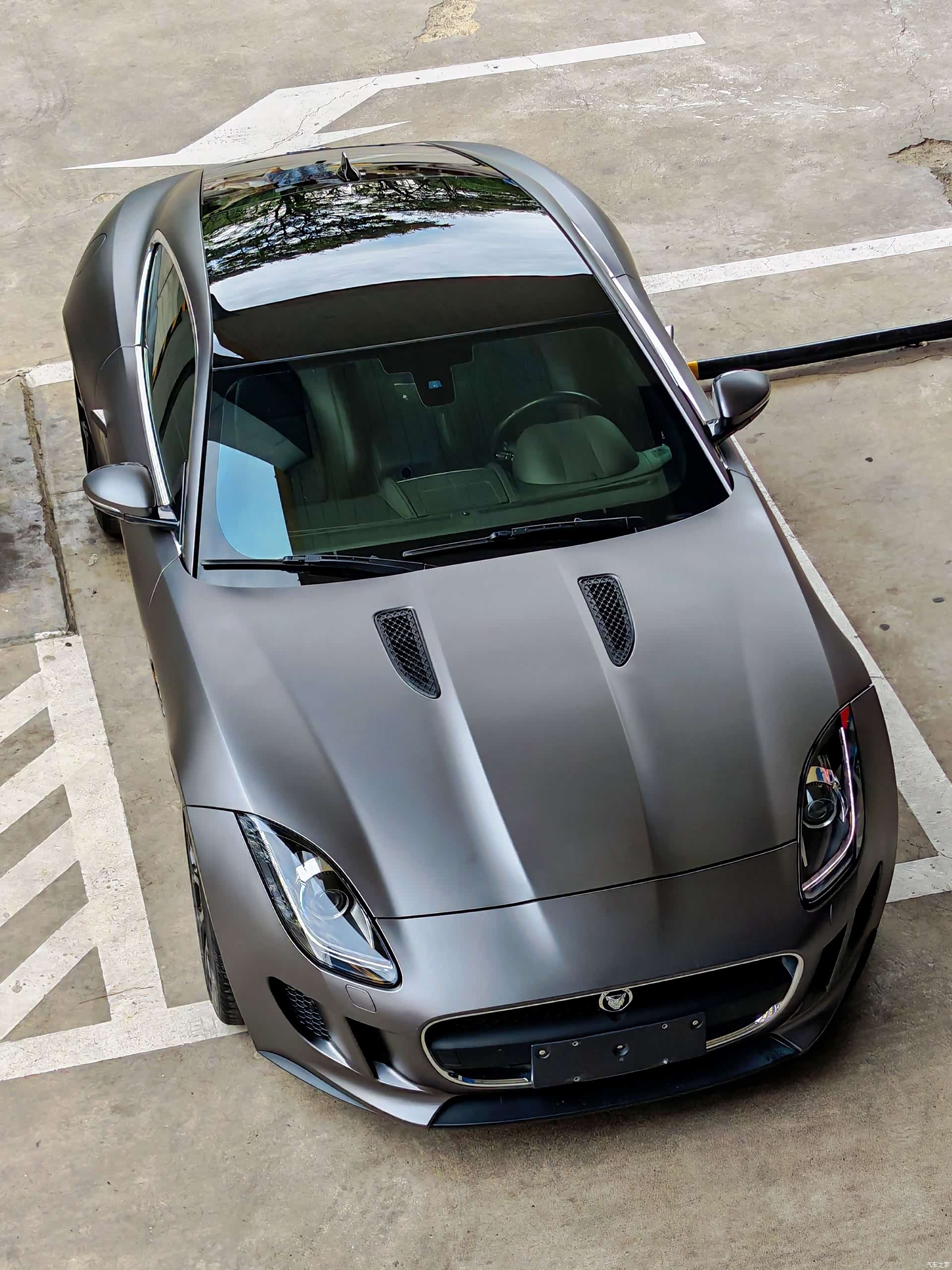 Jaguar F-TYPE, 2017 4