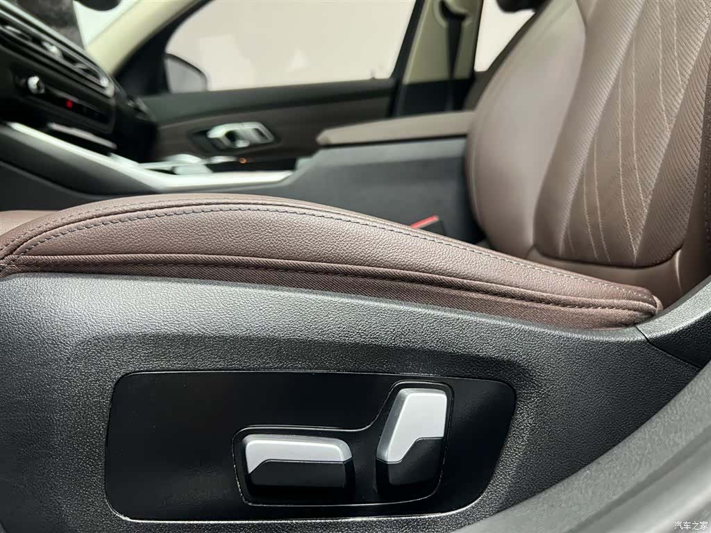 BMW 3 Series, 2023 14