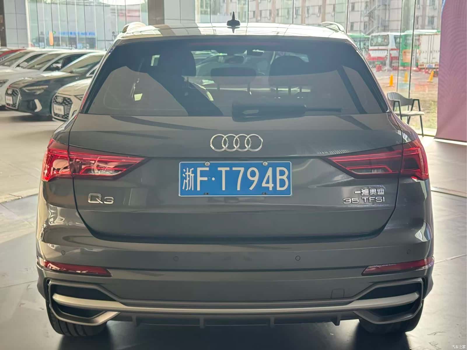 Audi Q3, 2022 9
