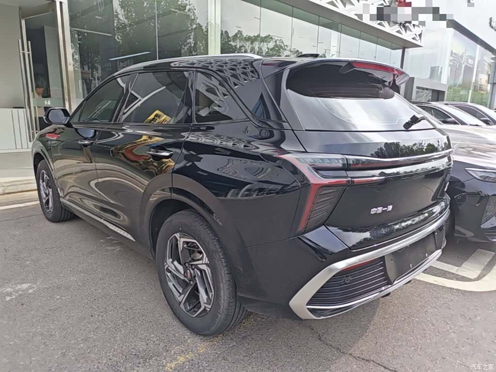 Hongqi HS3, 2023 все фото