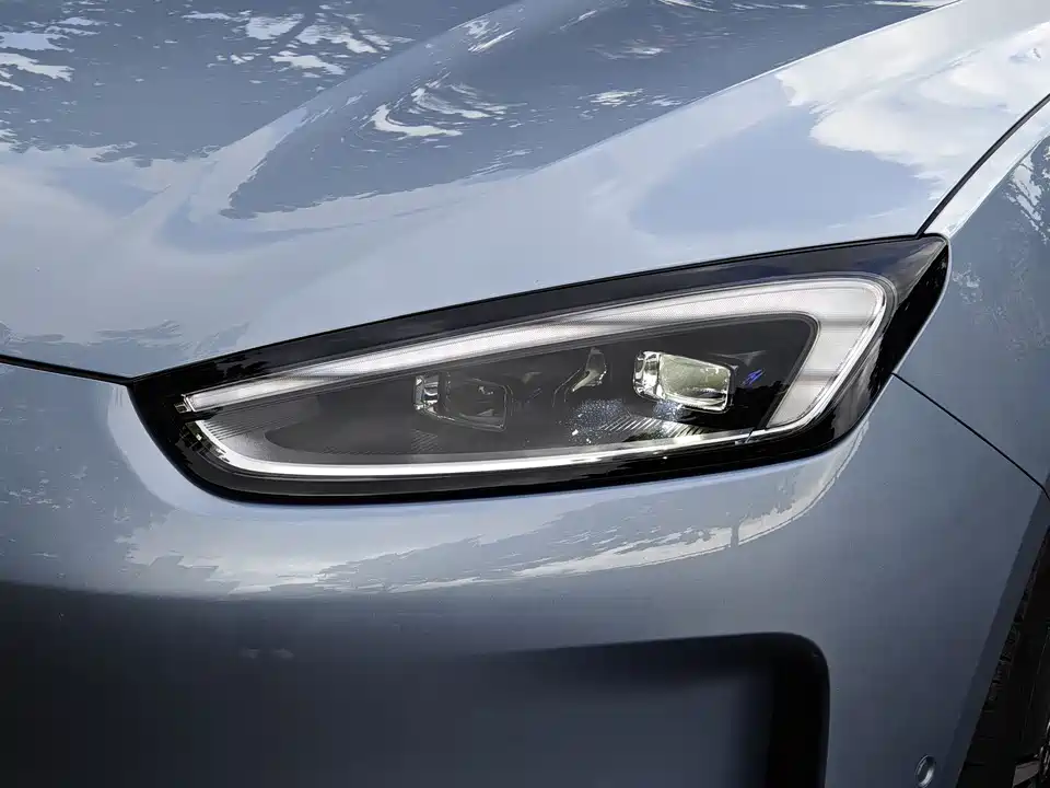 HarmonyOS Ask the world M5