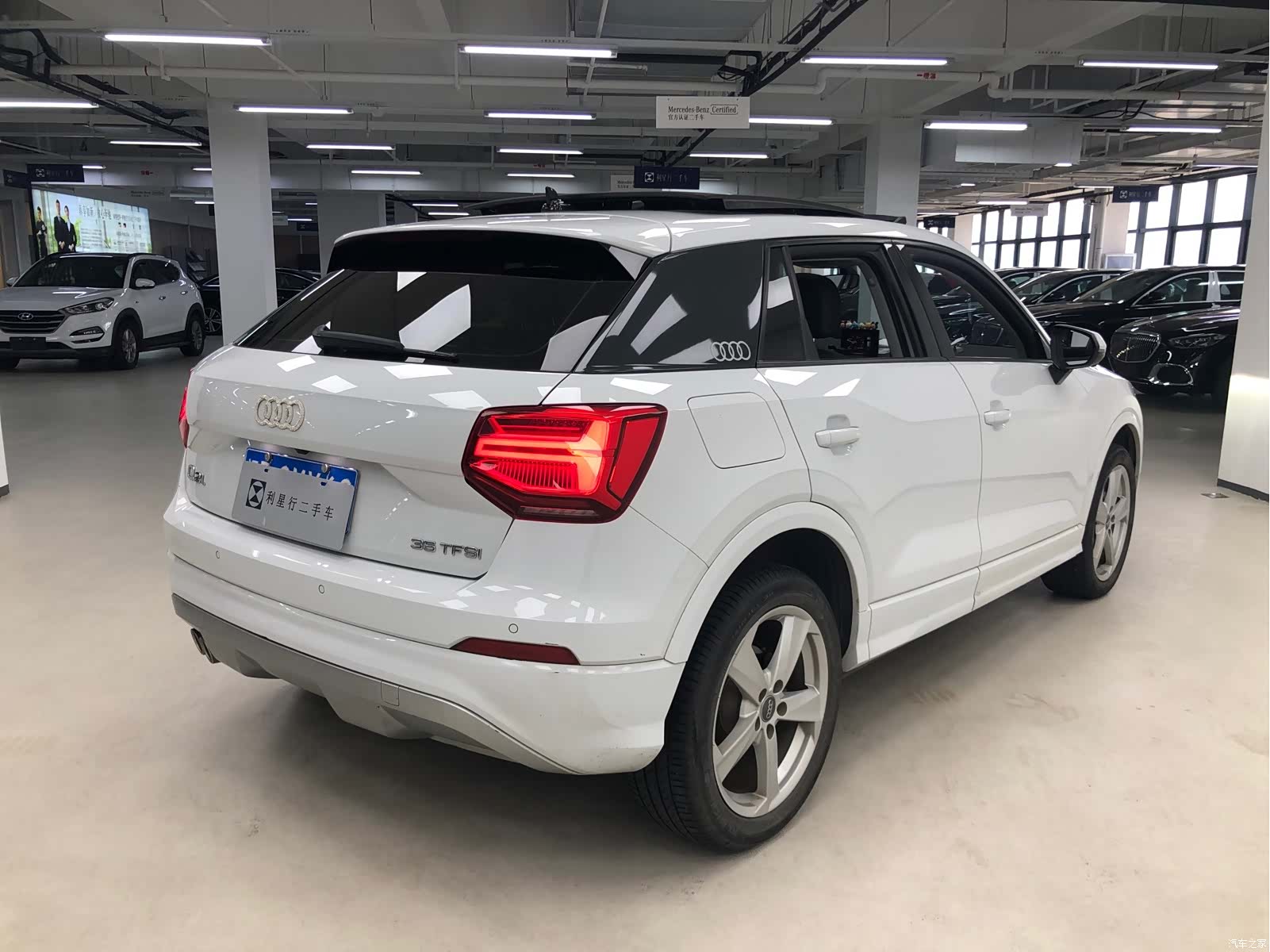 Audi Q2L, 2021 6
