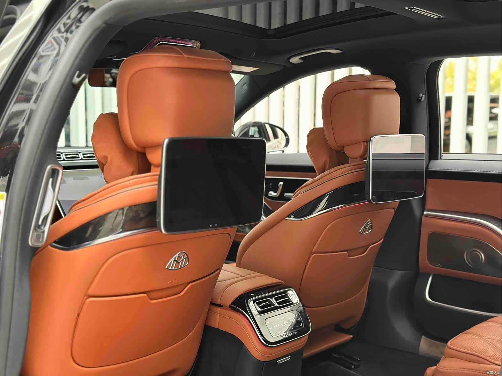 Maybach S-Class, 2022 10