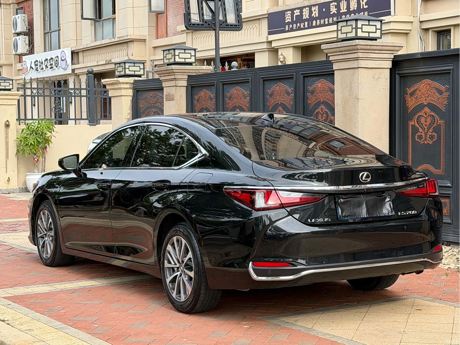 Lexus ES, 2023 7