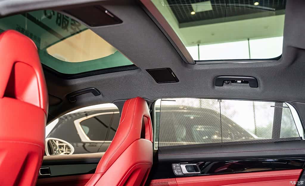 Porsche Panamera, 2023 12