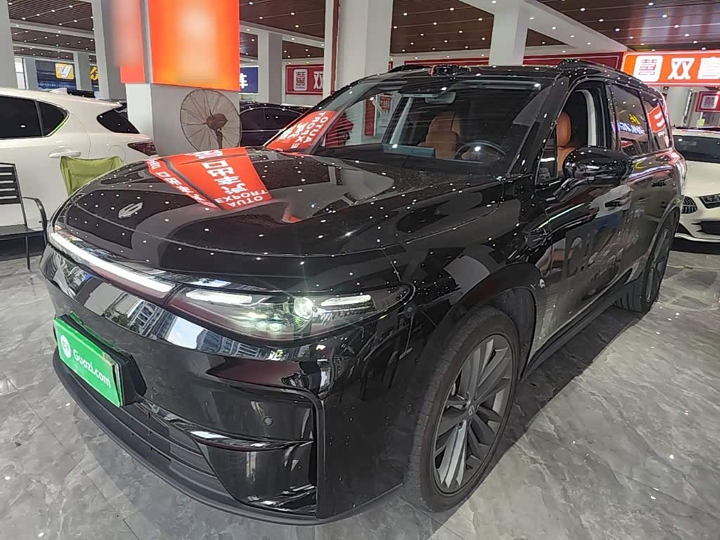 Leapmotor C16