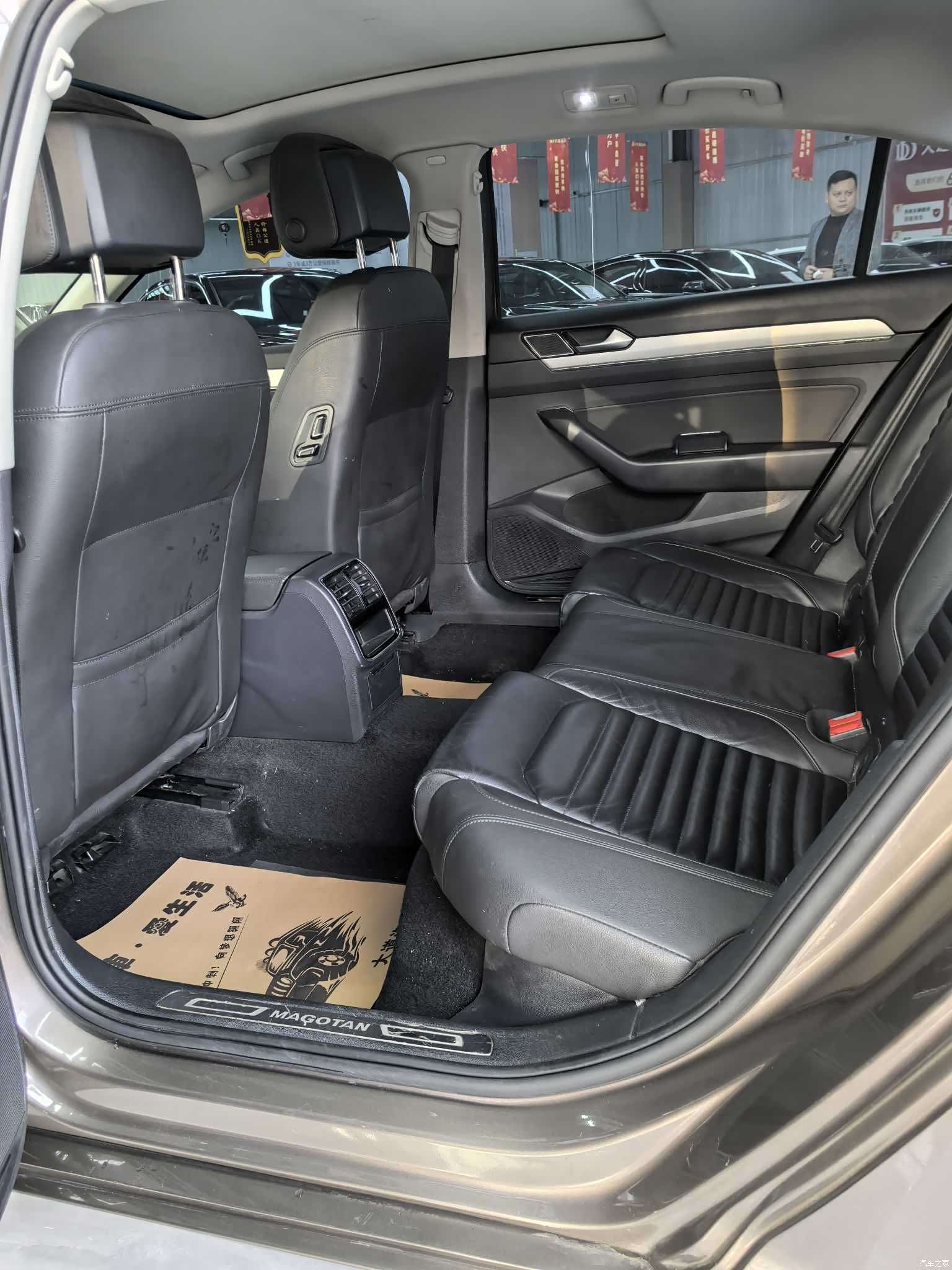 Volkswagen Magotan, 2018 10