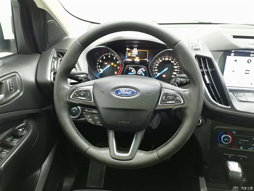 Ford Kuga, 2017 11