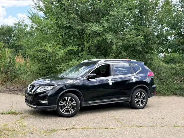 Nissan X-Trail 2017 — купить из Китая под заказ