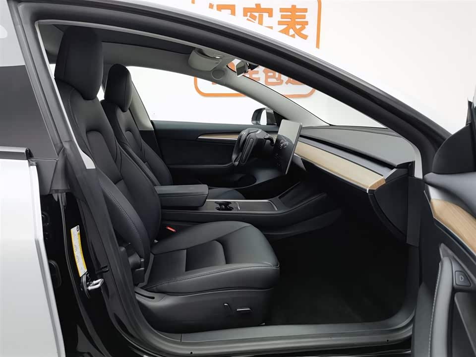 Tesla Model 3 Tesla Model 3