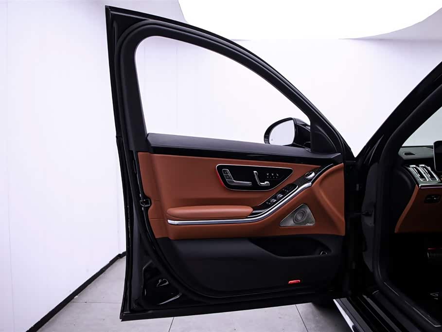 Mercedes-Benz S-class Mercedes-Benz S-class