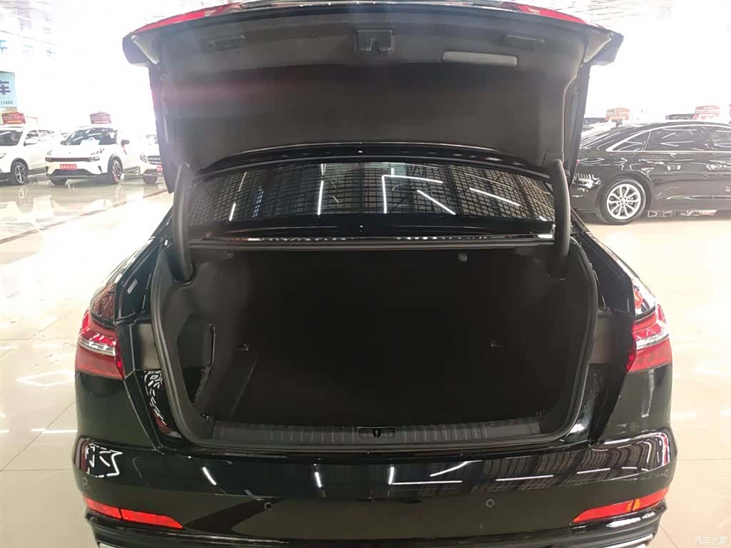 Audi A6L, 2022 15