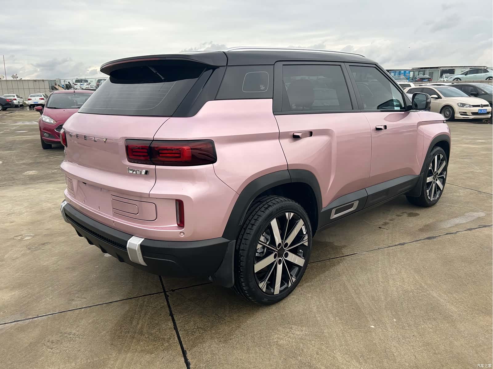 Geely Icon, 2022 8