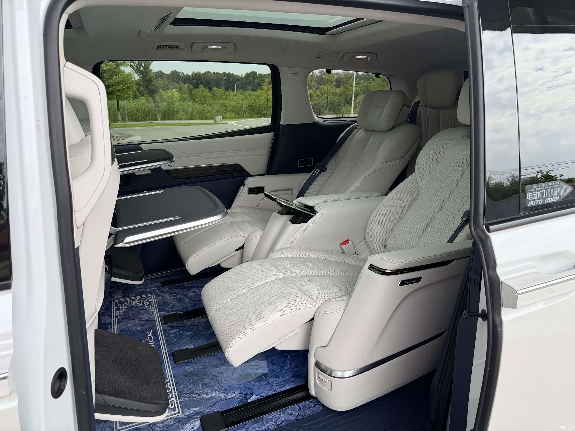 Buick Century, 2023 12