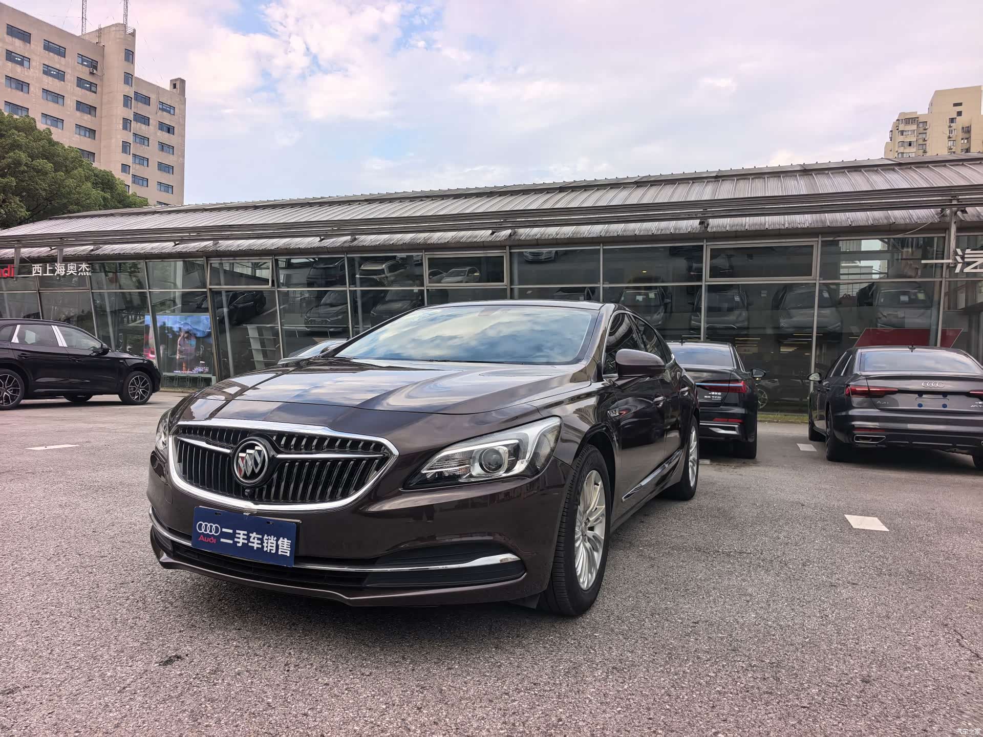Buick LaCrosse, 2017 1