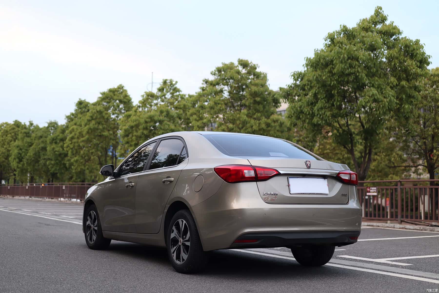 Roewe 360, 2017 все фото