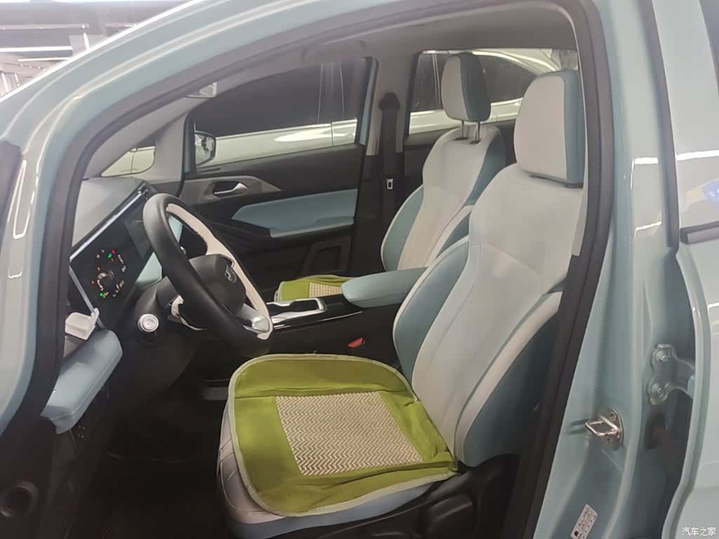 Geely E, 2023 11