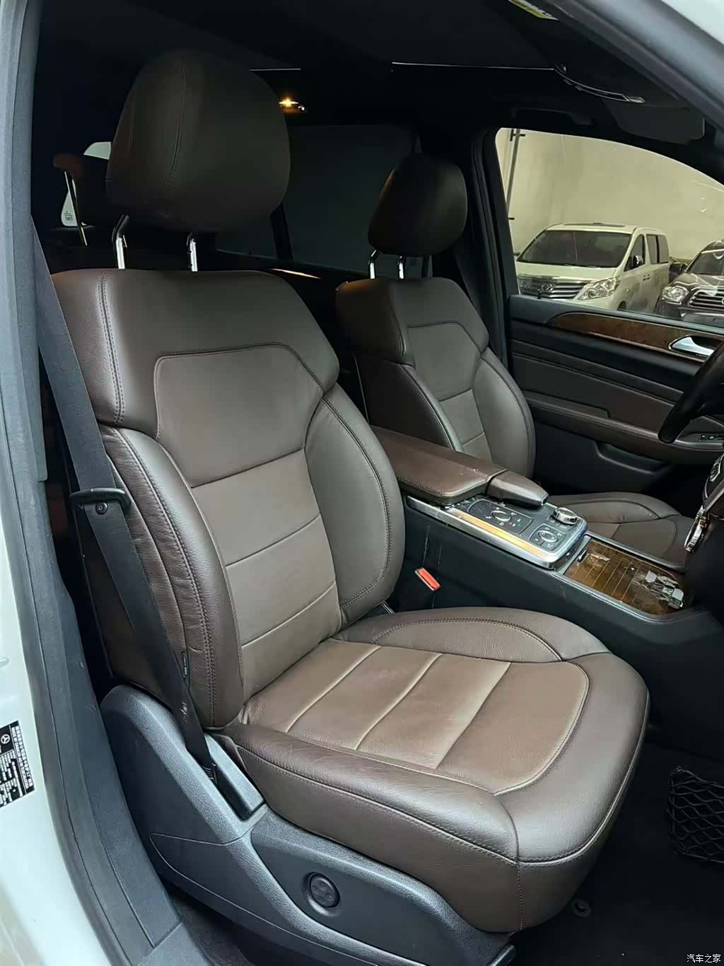 Mercedes-Benz M-Class, 2015 9