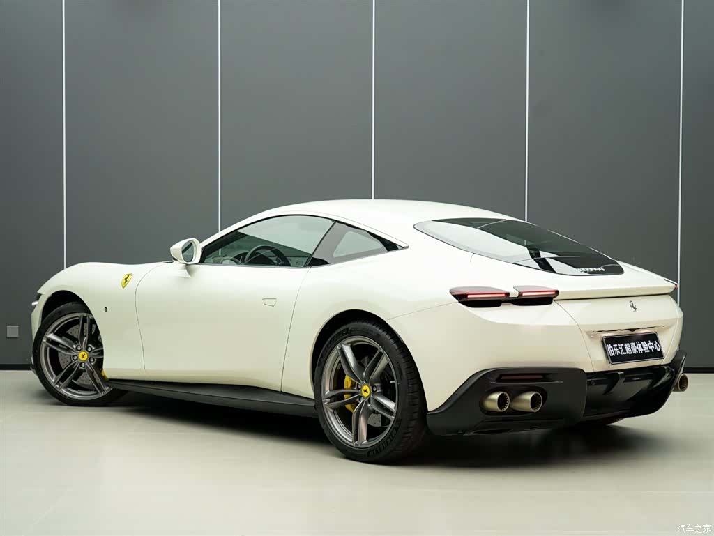 Ferrari Roma, 2021 6