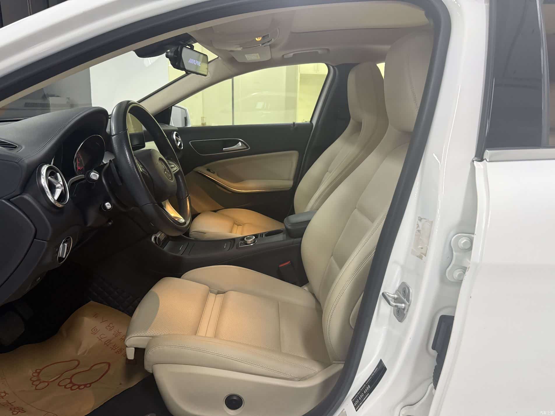 Mercedes-Benz GLA, 2017 11